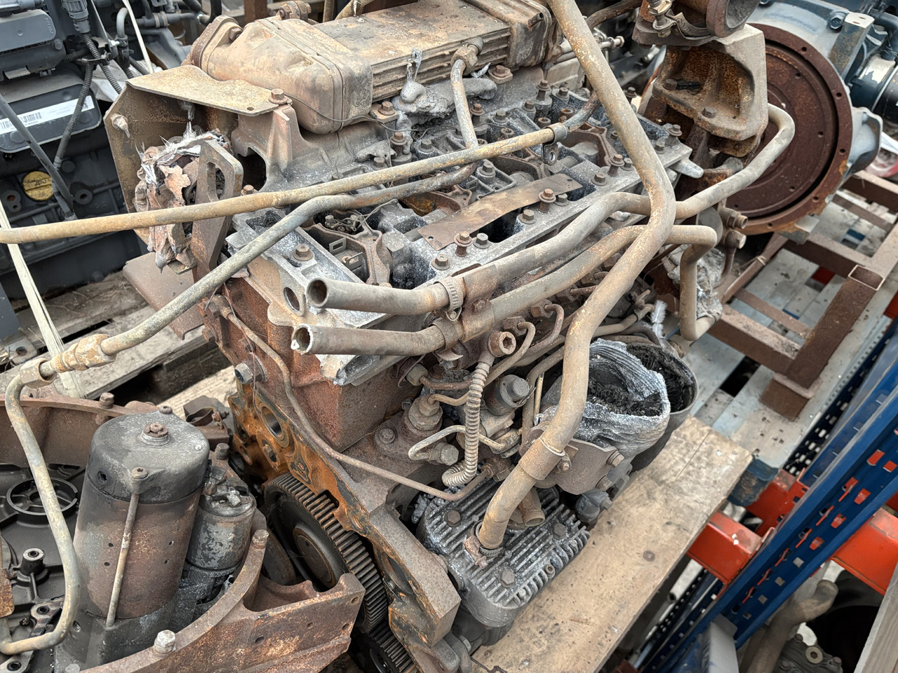 Fendt 412 Vario Silnik Blok Kolektor Tłok Tryb Kołnierz CZĘŚCI 04295177R 404200101140 - Motor en onderdelen voor Landbouwmachine: afbeelding 5 Fendt 412 Vario Silnik Blok Kolektor Tłok Tryb Kołnierz CZĘŚCI 04295177R 404200101140 - Motor en onderdelen voor Landbouwmachine: afbeelding 5