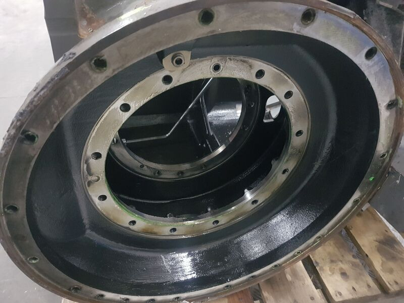 Fendt 818 , 820 obudowa most tylni , 718150051011 - Achterass voor Landbouwmachine: afbeelding 2 Fendt 818 , 820 obudowa most tylni , 718150051011 - Achterass voor Landbouwmachine: afbeelding 2