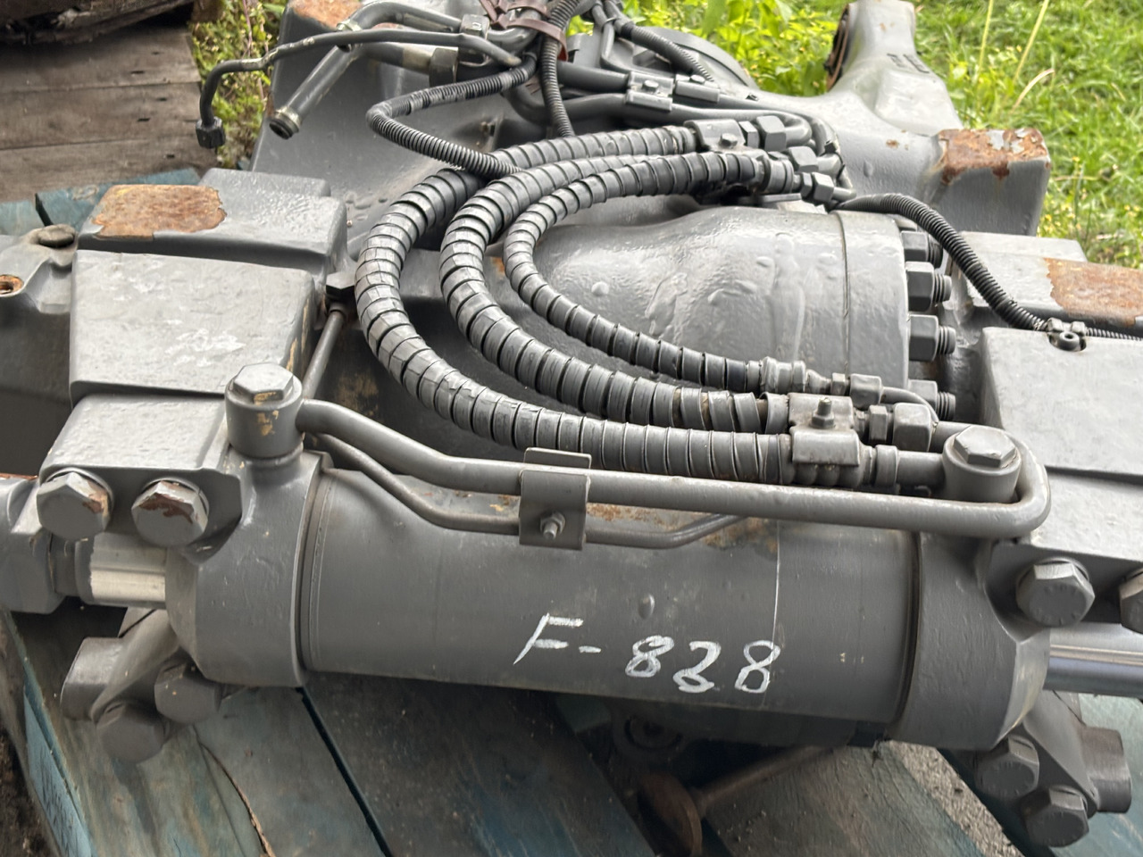 Fendt 828 Obudowa Łączona Osi 755/137 F835300020260 F835300020250 - As en onderdelen voor Landbouwmachine: afbeelding 3 Fendt 828 Obudowa Łączona Osi 755/137 F835300020260 F835300020250 - As en onderdelen voor Landbouwmachine: afbeelding 3