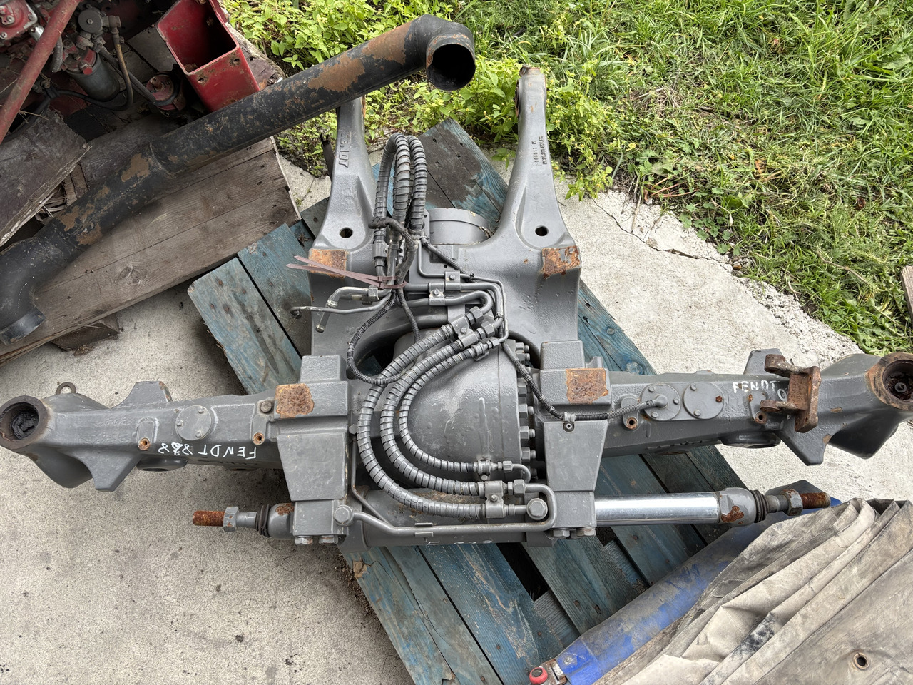 Fendt 828 Ramię Podbieracza Przedniej Osi 755/137 G842300050011 - As en onderdelen voor Landbouwmachine: afbeelding 1 Fendt 828 Ramię Podbieracza Przedniej Osi 755/137 G842300050011 - As en onderdelen voor Landbouwmachine: afbeelding 1