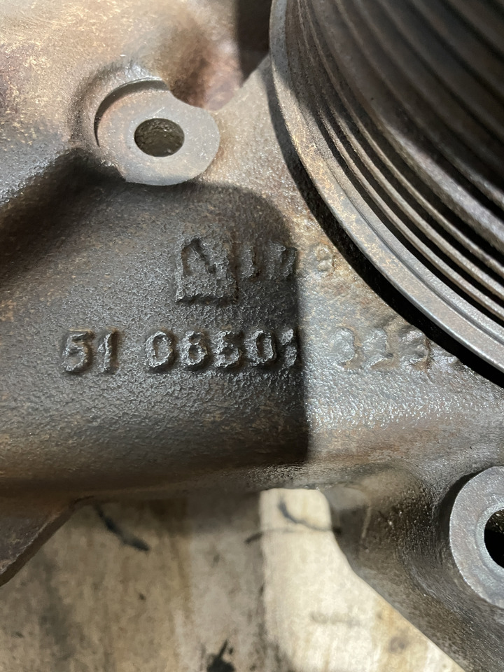 Fendt 930 MAN D0836 - pompa wody 51065013233 F926202610041 - Waterpomp voor Landbouwmachine: afbeelding 5 Fendt 930 MAN D0836 - pompa wody 51065013233 F926202610041 - Waterpomp voor Landbouwmachine: afbeelding 5