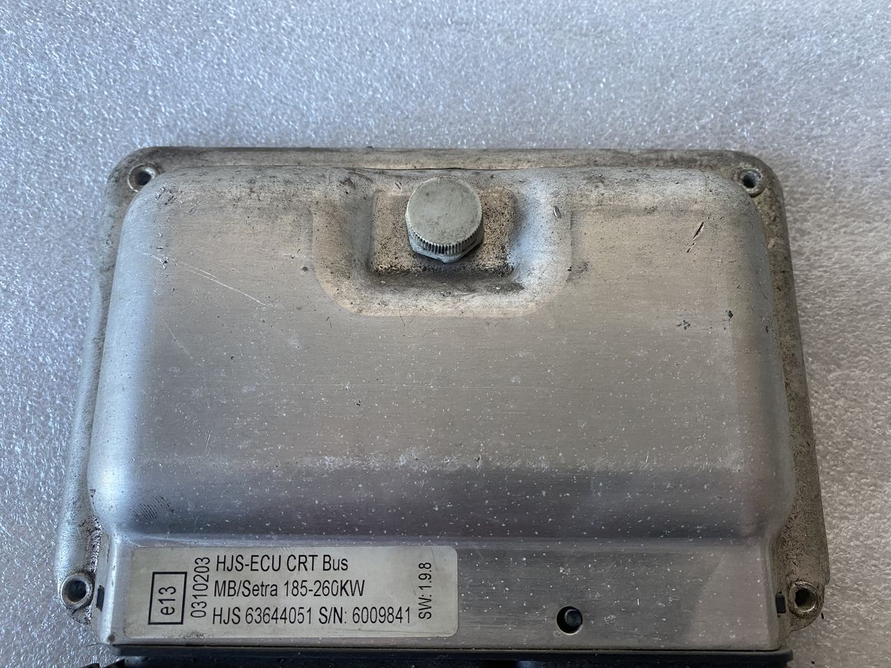 HJS-ECU CRT Bus MB/Setra 185-260KW HJS 63644051 e13 - ECU voor Bus: afbeelding 1 HJS-ECU CRT Bus MB/Setra 185-260KW HJS 63644051 e13 - ECU voor Bus: afbeelding 1