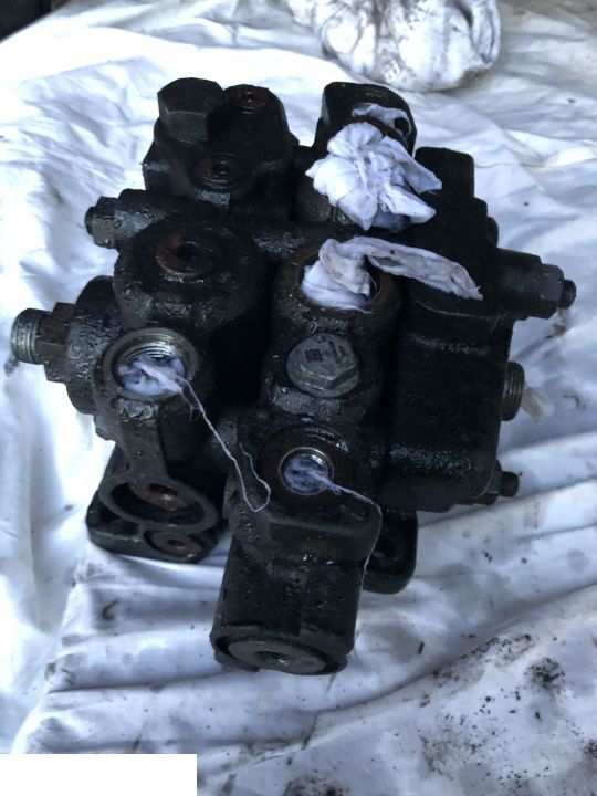 JCB 4CX -  Rozdzielacz - Hydraulische klep voor Graaflaadmachine: afbeelding 5 JCB 4CX -  Rozdzielacz - Hydraulische klep voor Graaflaadmachine: afbeelding 5