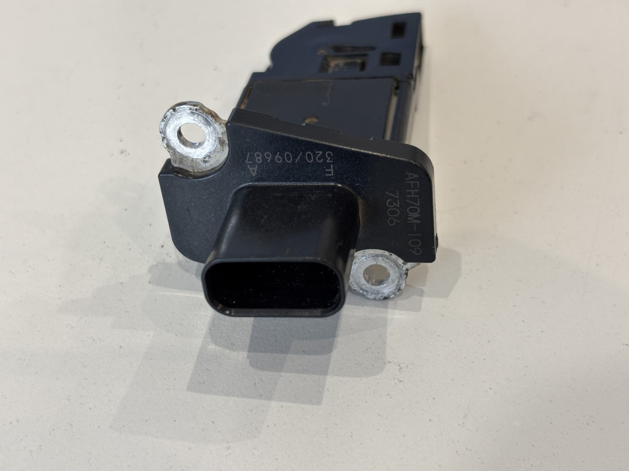 JCB  Czujnik przepływu powietrza TMAF Tier4 535-95 540-140  320/09687 - Sensor voor Bouwmachine: afbeelding 3 JCB  Czujnik przepływu powietrza TMAF Tier4 535-95 540-140  320/09687 - Sensor voor Bouwmachine: afbeelding 3