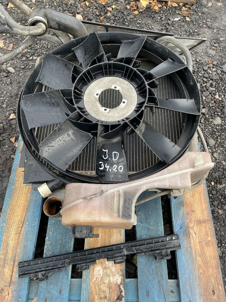 John Deere 3420 - chłodnica wentylator AL163357 - Ventilator voor Landbouwmachine: afbeelding 1 John Deere 3420 - chłodnica wentylator AL163357 - Ventilator voor Landbouwmachine: afbeelding 1