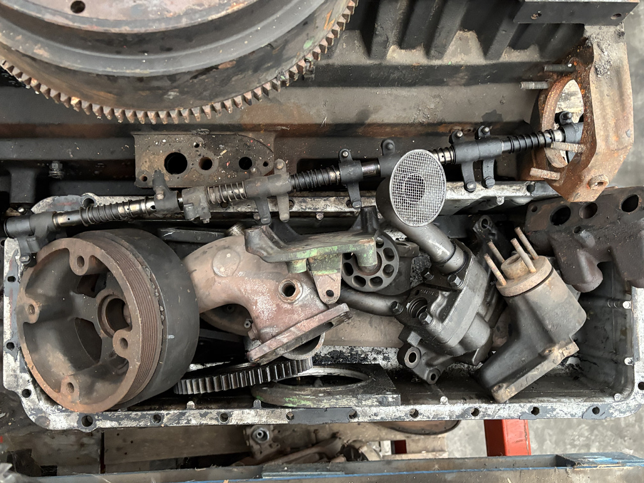 John Deere 6081 R127721 R127723 R120028 Cylinder Tłoki  Klawiatura Koło Zamachowe CZĘŚCI - Vliegwiel voor Landbouwmachine: afbeelding 1 John Deere 6081 R127721 R127723 R120028 Cylinder Tłoki  Klawiatura Koło Zamachowe CZĘŚCI - Vliegwiel voor Landbouwmachine: afbeelding 1