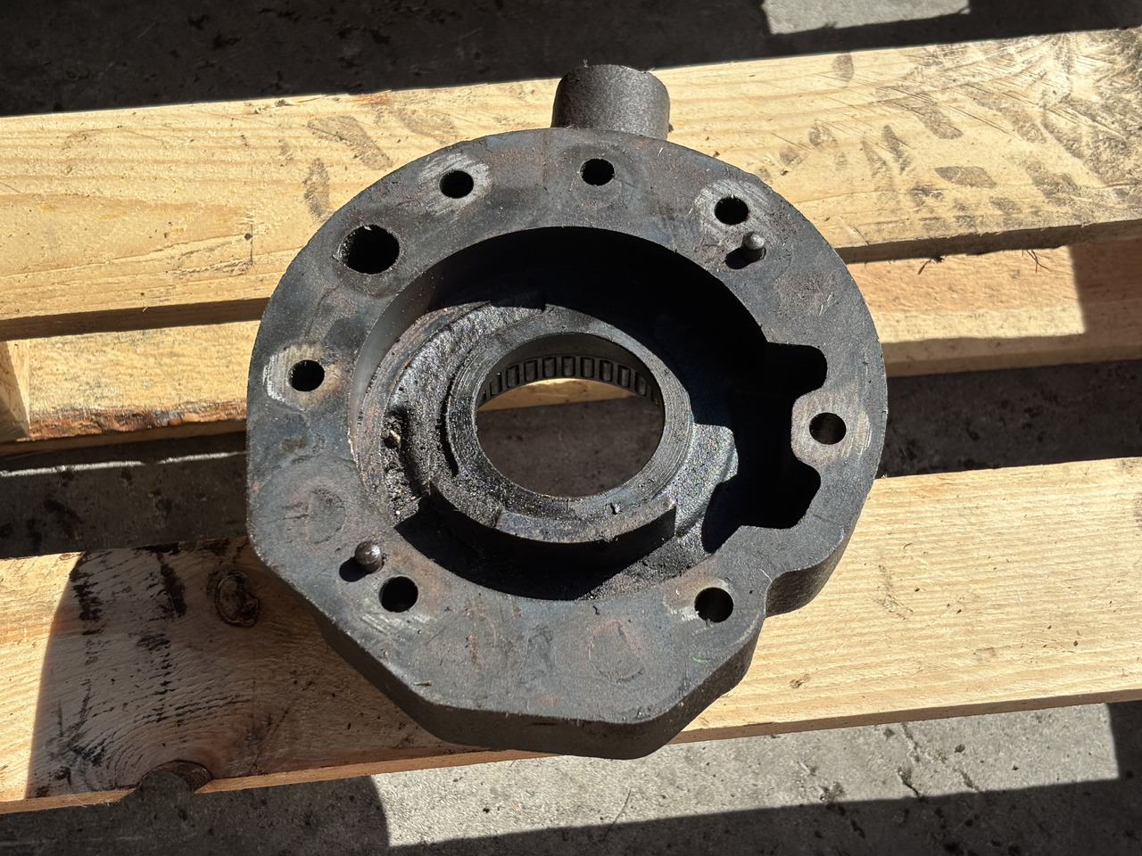 John Deere 6110 6130 6810 6910 7530 Obudowa Pompy Oleju Olejowej R109001 AL239894 - Oliepomp voor Landbouwmachine: afbeelding 2 John Deere 6110 6130 6810 6910 7530 Obudowa Pompy Oleju Olejowej R109001 AL239894 - Oliepomp voor Landbouwmachine: afbeelding 2