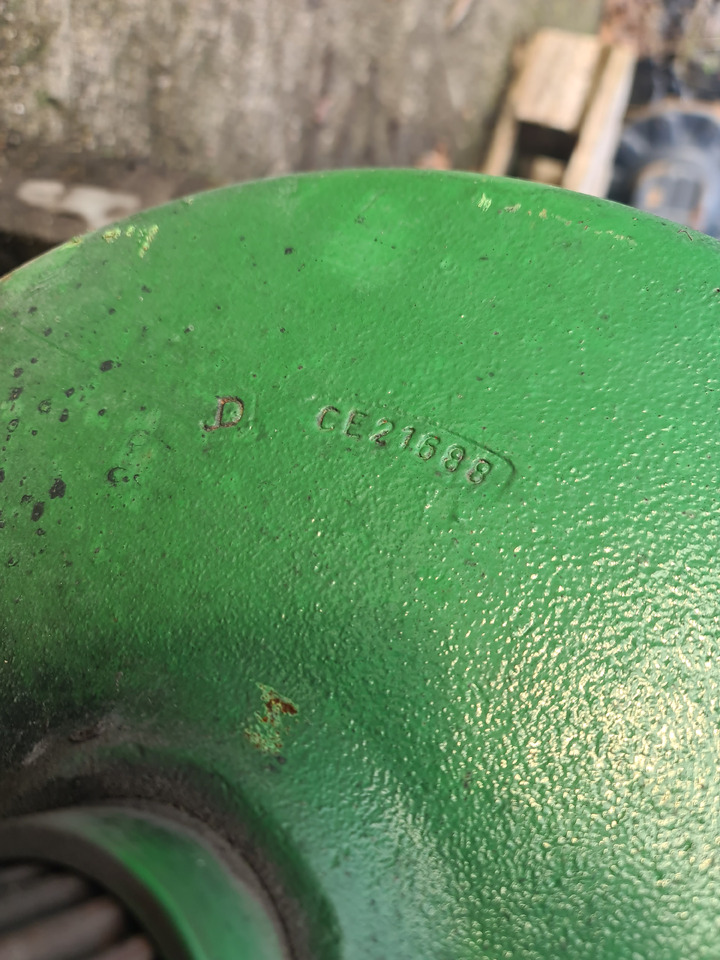 John Deere 7180 7480 8100 8500 9600 S660 T5 T6 T660 W650 Bęben Hamulcowy CE21688 - Remtrommels voor Landbouwmachine: afbeelding 1 John Deere 7180 7480 8100 8500 9600 S660 T5 T6 T660 W650 Bęben Hamulcowy CE21688 - Remtrommels voor Landbouwmachine: afbeelding 1