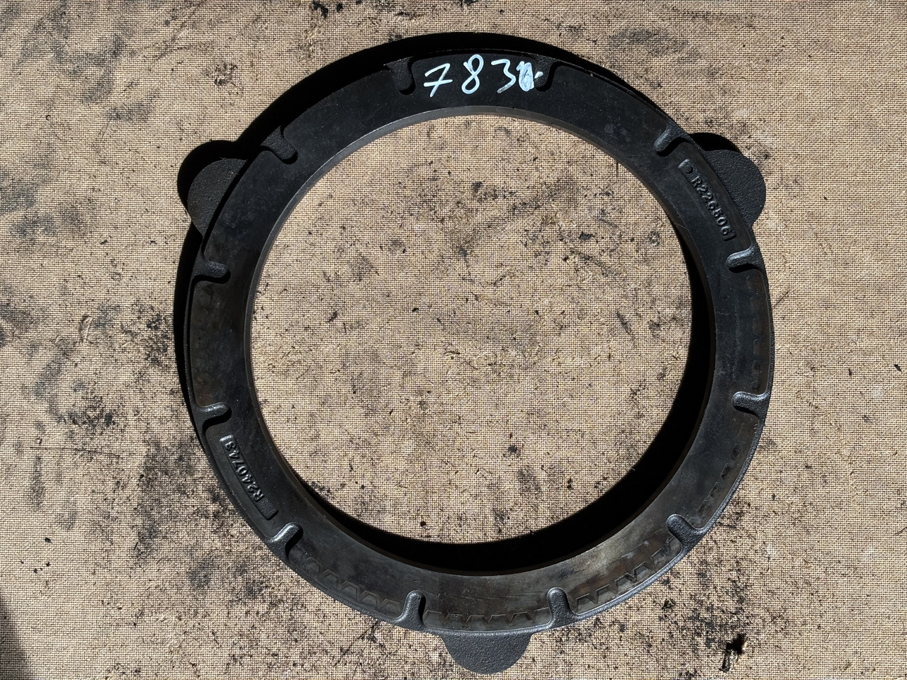 John Deere 7200 7230 7630 7830 7930 7M 230 Docisk Hamulca Płytka R226506 R240743 - Remschijven voor Landbouwmachine: afbeelding 1 John Deere 7200 7230 7630 7830 7930 7M 230 Docisk Hamulca Płytka R226506 R240743 - Remschijven voor Landbouwmachine: afbeelding 1