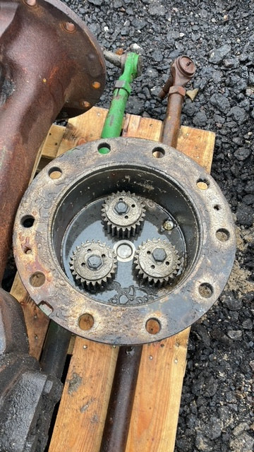 John Deere 7600 , 7700 , 7800 zwolnica części - Eindaandrijving voor Landbouwmachine: afbeelding 5 John Deere 7600 , 7700 , 7800 zwolnica części - Eindaandrijving voor Landbouwmachine: afbeelding 5