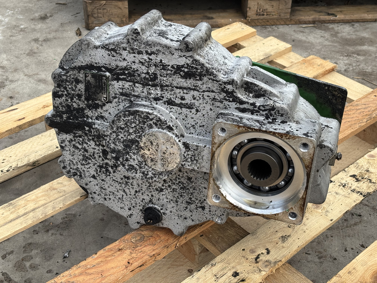 John Deere 8200 8400 8500 8600 Skrzynia Biegów Przekładnia DE32170 DE30436 - Versnellingsbak voor Landbouwmachine: afbeelding 1 John Deere 8200 8400 8500 8600 Skrzynia Biegów Przekładnia DE32170 DE30436 - Versnellingsbak voor Landbouwmachine: afbeelding 1