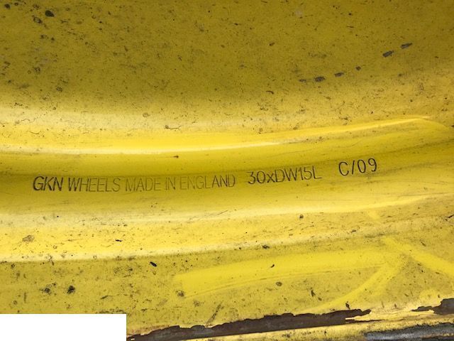 John Deere Felga 15x30 - Velg voor Landbouwmachine: afbeelding 2 John Deere Felga 15x30 - Velg voor Landbouwmachine: afbeelding 2