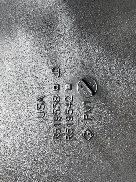 John Deere R519538 / R519542 miska olejowa - 9220 / 9300 / 9400 / 9430 / 9520 / 9630 / 7500 - Carterpan voor Landbouwmachine: afbeelding 3 John Deere R519538 / R519542 miska olejowa - 9220 / 9300 / 9400 / 9430 / 9520 / 9630 / 7500 - Carterpan voor Landbouwmachine: afbeelding 3