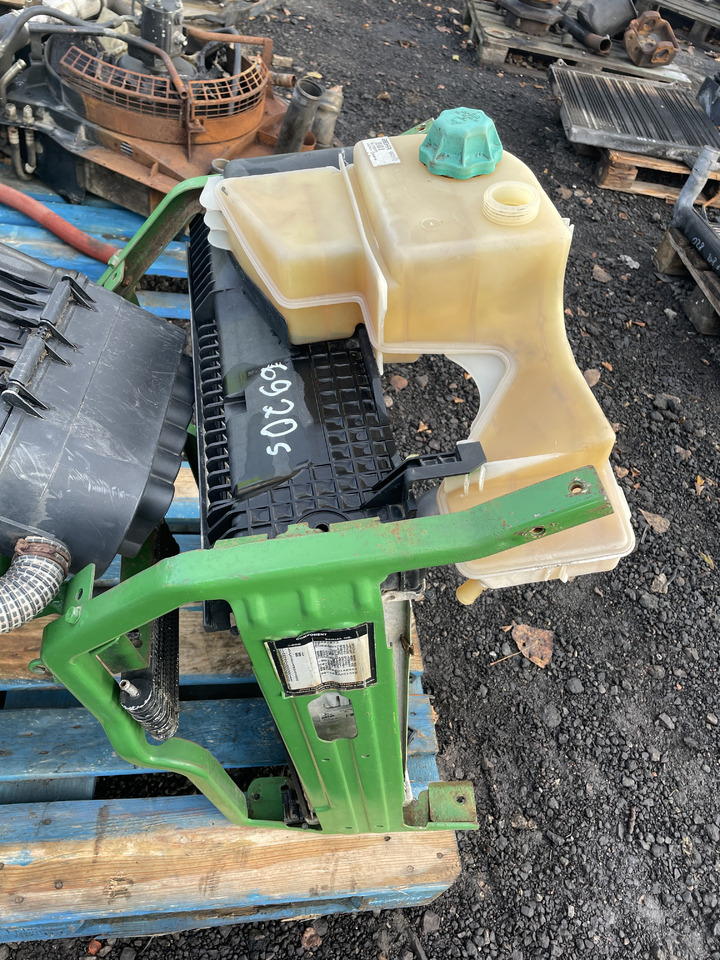 John Deere seria 6005 6020 7020 - chłodnica wody AL168727 - Intercooler: afbeelding 1 John Deere seria 6005 6020 7020 - chłodnica wody AL168727 - Intercooler: afbeelding 1