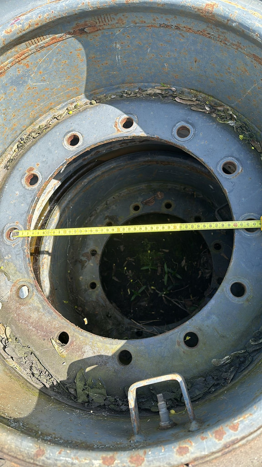 Koła felgi opony pełne - ładowarka - Liebherr Komatsu Ahlmann Volvo 25" - Velg voor Landbouwmachine: afbeelding 5 Koła felgi opony pełne - ładowarka - Liebherr Komatsu Ahlmann Volvo 25" - Velg voor Landbouwmachine: afbeelding 5