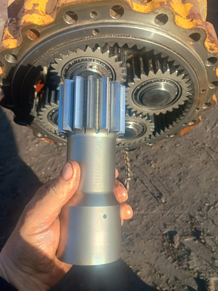 Liebherr L 550 L550 Doosan DL 250 DL250 Zwolnica Kompletna + Wał Napędu Zwolnicy - Eindaandrijving voor Landbouwmachine: afbeelding 3 Liebherr L 550 L550 Doosan DL 250 DL250 Zwolnica Kompletna + Wał Napędu Zwolnicy - Eindaandrijving voor Landbouwmachine: afbeelding 3