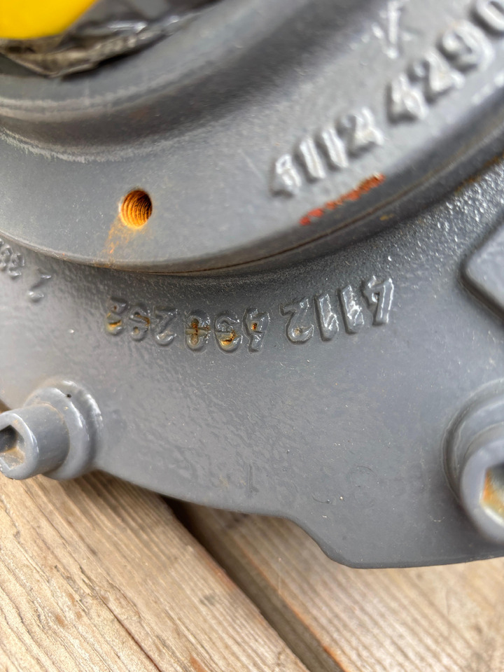 MT-L 3015-II Dyfer Dyferencjał Mechanizm Różnicowy Atak Wał CZĘŚCI - Differentieel voor Landbouwmachine: afbeelding 5 MT-L 3015-II Dyfer Dyferencjał Mechanizm Różnicowy Atak Wał CZĘŚCI - Differentieel voor Landbouwmachine: afbeelding 5