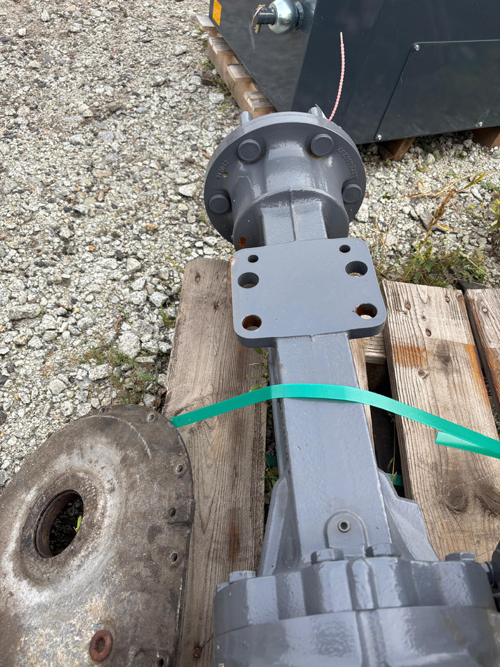 MT-L 3015-II Dyfer Dyferencjał Mechanizm Różnicowy Atak Wał CZĘŚCI - Differentieel voor Landbouwmachine: afbeelding 1 MT-L 3015-II Dyfer Dyferencjał Mechanizm Różnicowy Atak Wał CZĘŚCI - Differentieel voor Landbouwmachine: afbeelding 1