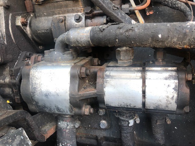 Manitou 626 Pompa Hydrauliczna - Hydraulische pomp voor Verreiker: afbeelding 1 Manitou 626 Pompa Hydrauliczna - Hydraulische pomp voor Verreiker: afbeelding 1