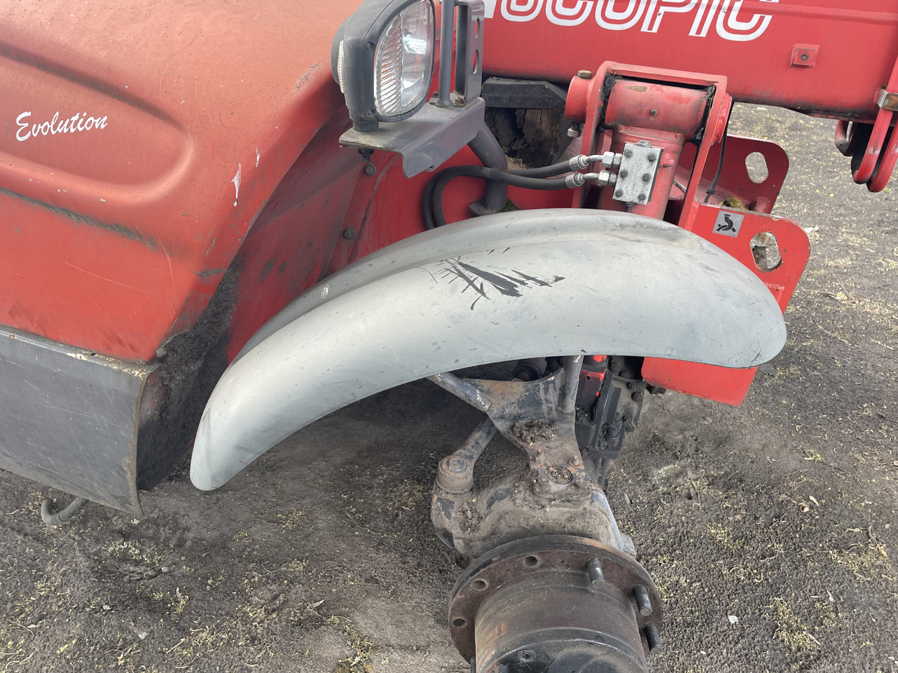 Manitou MHT 860 - części - błotniki drzwi kabina - Deur en onderdelen voor Landbouwmachine: afbeelding 4 Manitou MHT 860 - części - błotniki drzwi kabina - Deur en onderdelen voor Landbouwmachine: afbeelding 4