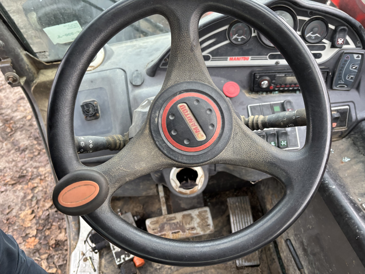 Manitou MLT 735 120 PS 2014rok Kabina Drzwi Kokpit Siedzenie Wyposażenie Wnętrza CZĘŚCI - Deur en onderdelen voor Landbouwmachine: afbeelding 4 Manitou MLT 735 120 PS 2014rok Kabina Drzwi Kokpit Siedzenie Wyposażenie Wnętrza CZĘŚCI - Deur en onderdelen voor Landbouwmachine: afbeelding 4