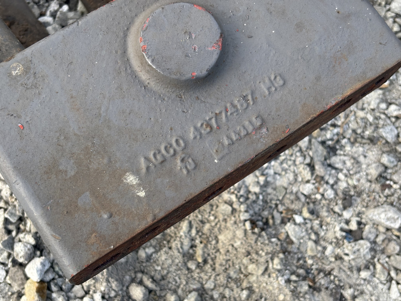 Massey Ferguson 5710 5711 5712 5713 Wahacz wspornik mostu AGCO 4377487 - As en onderdelen voor Landbouwmachine: afbeelding 1 Massey Ferguson 5710 5711 5712 5713 Wahacz wspornik mostu AGCO 4377487 - As en onderdelen voor Landbouwmachine: afbeelding 1