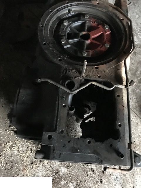 Massey Ferguson 6495 - Tylny Most WOM Obudowa Talerz Atak Układ Planetarny - Achterass voor Landbouwmachine: afbeelding 3 Massey Ferguson 6495 - Tylny Most WOM Obudowa Talerz Atak Układ Planetarny - Achterass voor Landbouwmachine: afbeelding 3