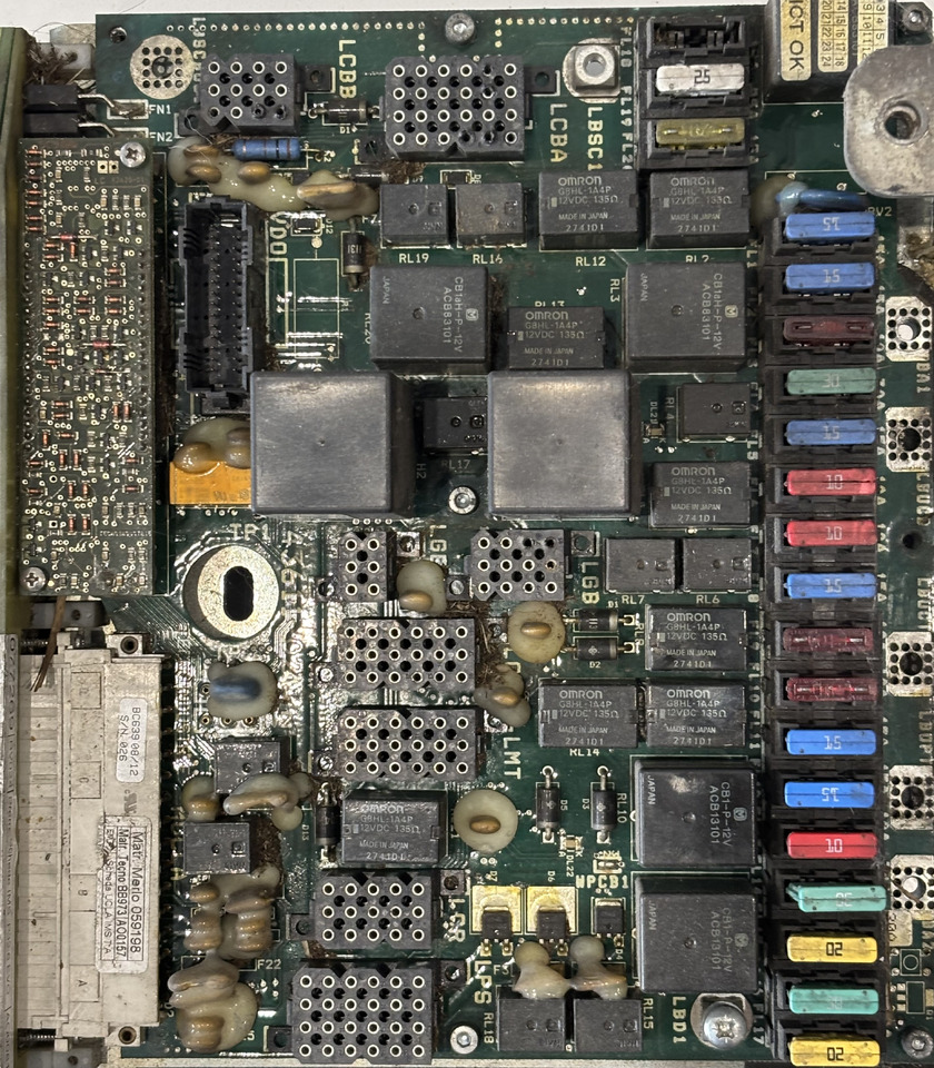 Merlo 059198 Kontroler Płyta Elektroniczna ECU MUGS UGS SGB Sterownik Bezpiecznik - ECU voor Landbouwmachine: afbeelding 1 Merlo 059198 Kontroler Płyta Elektroniczna ECU MUGS UGS SGB Sterownik Bezpiecznik - ECU voor Landbouwmachine: afbeelding 1