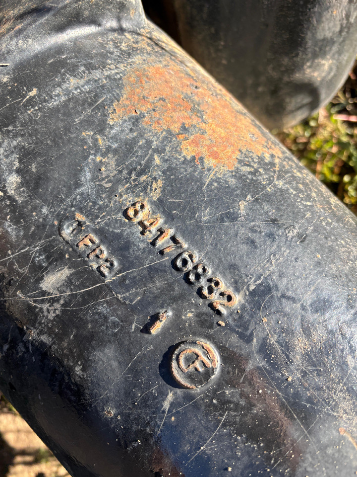 NEW HOLLAND T8.390 Zwrotnica Lewa Tył Obudowa Mechanizm Różnicowy 84176832 - Fusee voor Landbouwmachine: afbeelding 2 NEW HOLLAND T8.390 Zwrotnica Lewa Tył Obudowa Mechanizm Różnicowy 84176832 - Fusee voor Landbouwmachine: afbeelding 2