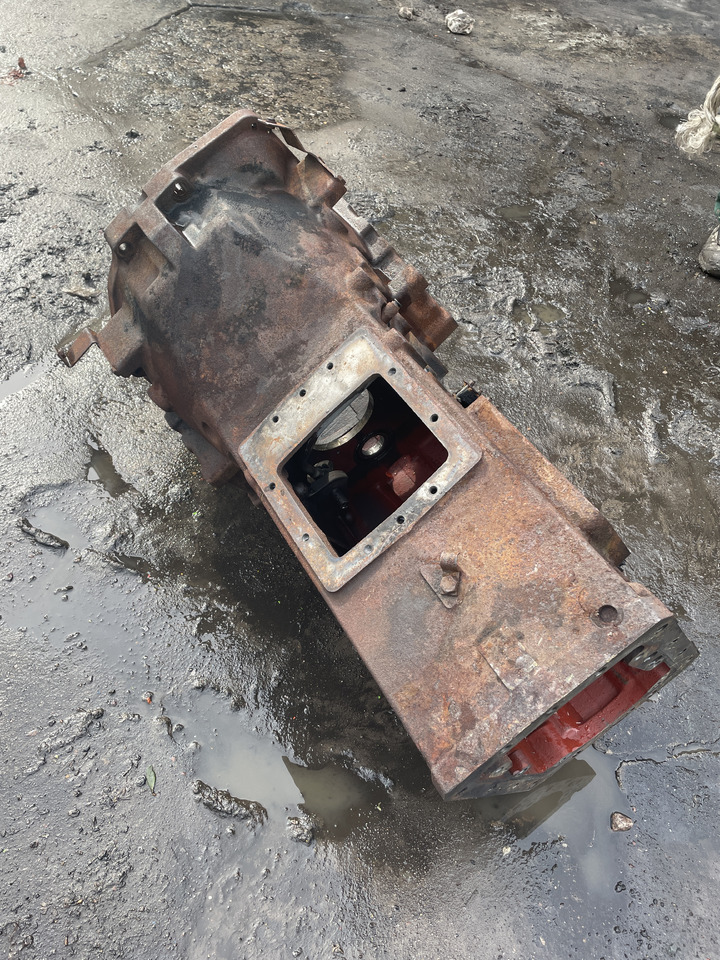 New Holland 8160 - obudowa skrzyni biegów 5164693 - Versnellingsbak voor Tractor: afbeelding 4 New Holland 8160 - obudowa skrzyni biegów 5164693 - Versnellingsbak voor Tractor: afbeelding 4