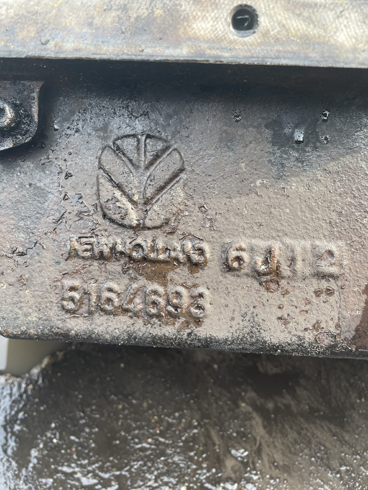 New Holland 8160 - obudowa skrzyni biegów 5164693 - Versnellingsbak voor Tractor: afbeelding 5 New Holland 8160 - obudowa skrzyni biegów 5164693 - Versnellingsbak voor Tractor: afbeelding 5