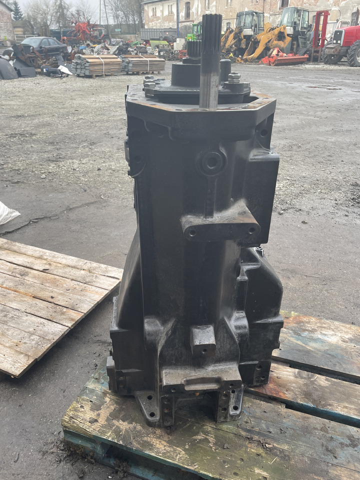 New Holland T7.225 - skrzynia biegów 47960856 - Versnellingsbak voor Landbouwmachine: afbeelding 2 New Holland T7.225 - skrzynia biegów 47960856 - Versnellingsbak voor Landbouwmachine: afbeelding 2