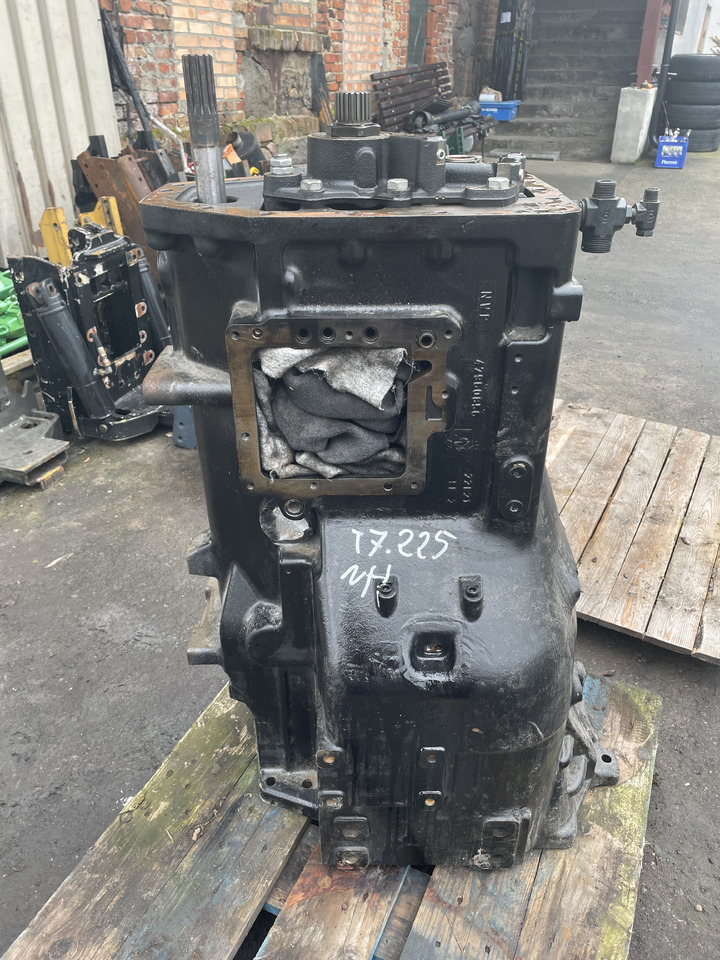 New Holland T7.225 - skrzynia biegów 47960856 - Versnellingsbak voor Landbouwmachine: afbeelding 1 New Holland T7.225 - skrzynia biegów 47960856 - Versnellingsbak voor Landbouwmachine: afbeelding 1