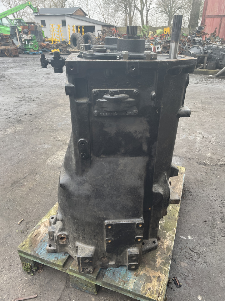 New Holland T7.225 - skrzynia biegów 47960856 - Versnellingsbak voor Landbouwmachine: afbeelding 3 New Holland T7.225 - skrzynia biegów 47960856 - Versnellingsbak voor Landbouwmachine: afbeelding 3