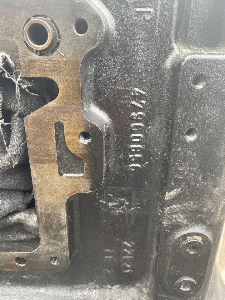 New Holland T7.225 - skrzynia biegów 47960856 - Versnellingsbak voor Landbouwmachine: afbeelding 5 New Holland T7.225 - skrzynia biegów 47960856 - Versnellingsbak voor Landbouwmachine: afbeelding 5