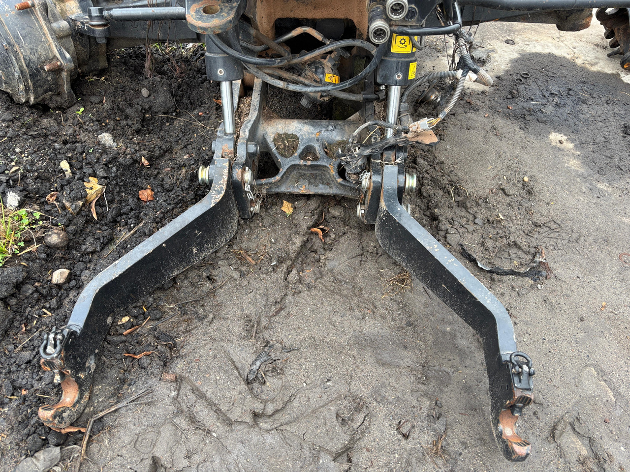 New Holland T7.235 TUZ Tylni - Onderdelen voor Landbouwmachine: afbeelding 1 New Holland T7.235 TUZ Tylni - Onderdelen voor Landbouwmachine: afbeelding 1