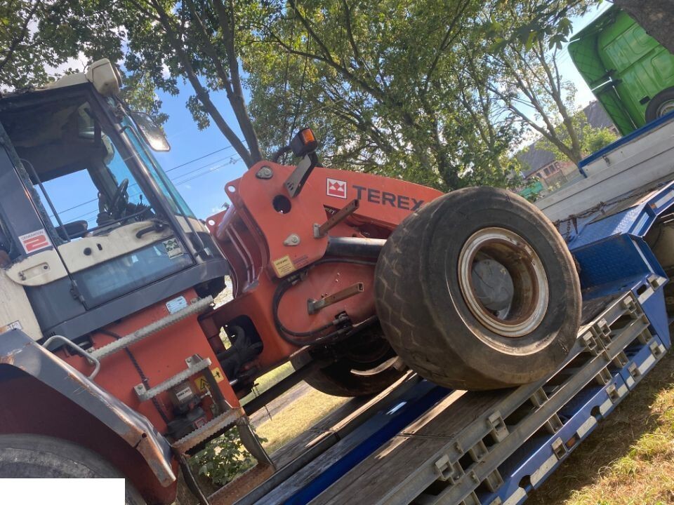 Terex TL310 - Zwolnica - Zwrotnica - Półoś - Skrzynia - Silnik - Siłowniki - Onderdelen voor Verreiker: afbeelding 1 Terex TL310 - Zwolnica - Zwrotnica - Półoś - Skrzynia - Silnik - Siłowniki - Onderdelen voor Verreiker: afbeelding 1