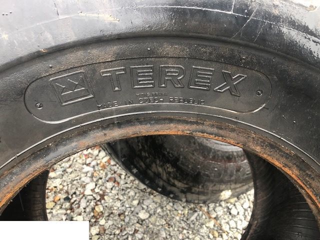 Opona Merlo - 405/70 r20 - Band voor Intern transport: afbeelding 2 Opona Merlo - 405/70 r20 - Band voor Intern transport: afbeelding 2