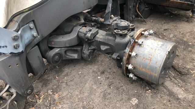 Oś 4293140M94 | Oś 770 /618 Massey Ferguson 8650 - 8690 ~ Oś Napędowa Przednia Wkład Mostu Wachacze - Vooras voor Landbouwmachine: afbeelding 2 Oś 4293140M94 | Oś 770 /618 Massey Ferguson 8650 - 8690 ~ Oś Napędowa Przednia Wkład Mostu Wachacze - Vooras voor Landbouwmachine: afbeelding 2