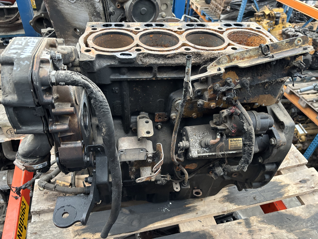 Perkins 1104D-E44T Silnik Blok Miska Olejowa Wał CZĘŚCI - Motor en onderdelen voor Bouwmachine: afbeelding 1 Perkins 1104D-E44T Silnik Blok Miska Olejowa Wał CZĘŚCI - Motor en onderdelen voor Bouwmachine: afbeelding 1
