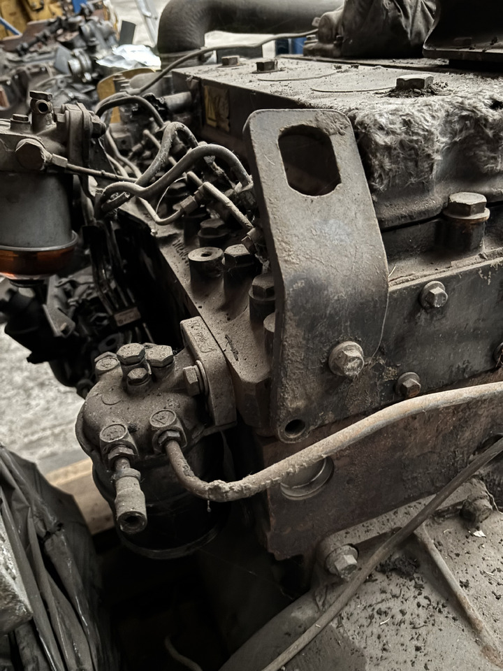 Perkins 1548/2300 Silnik Blok Kolektor Koło Pasowe Wał CZĘŚCI - Motor en onderdelen voor Bouwmachine: afbeelding 1 Perkins 1548/2300 Silnik Blok Kolektor Koło Pasowe Wał CZĘŚCI - Motor en onderdelen voor Bouwmachine: afbeelding 1