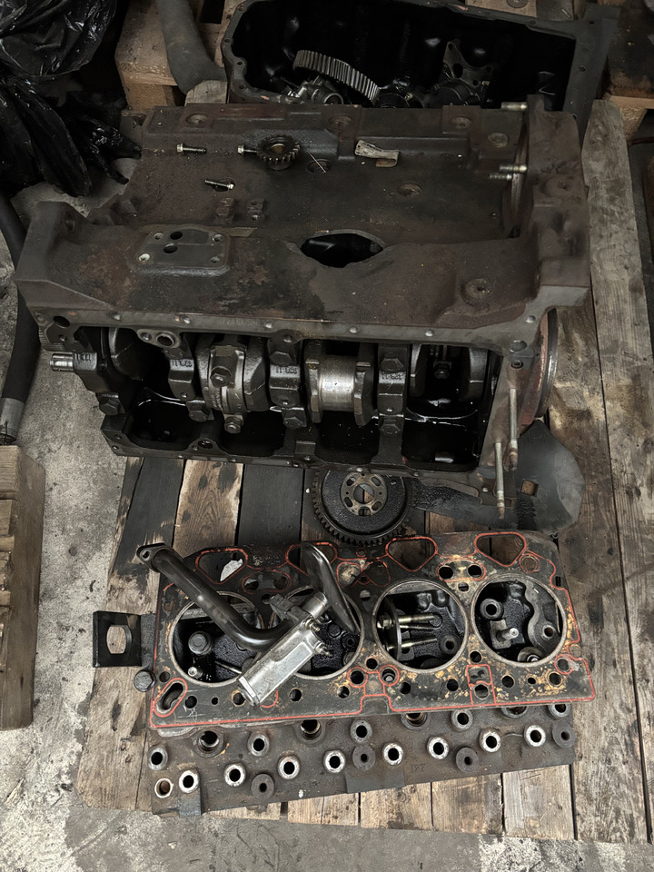 Perkins 1906/2200 Silnik Miska Wał Koło Zamachowe CZĘŚCI - Vliegwiel voor Landbouwmachine: afbeelding 1 Perkins 1906/2200 Silnik Miska Wał Koło Zamachowe CZĘŚCI - Vliegwiel voor Landbouwmachine: afbeelding 1