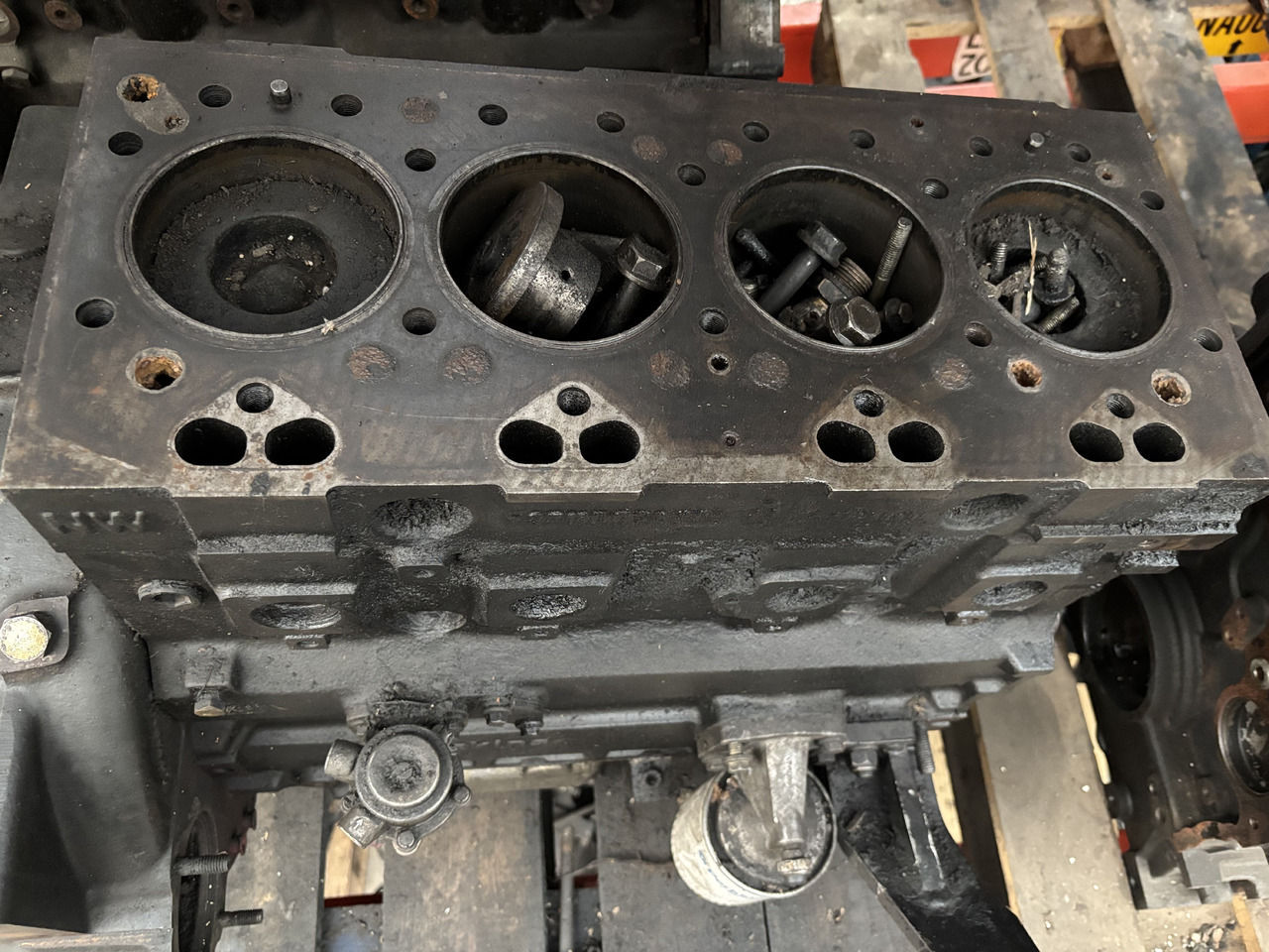 Perkins 1996/2400 Silnik Blok Miska Olejowa Wał korbowy - Krukas voor Landbouwmachine: afbeelding 5 Perkins 1996/2400 Silnik Blok Miska Olejowa Wał korbowy - Krukas voor Landbouwmachine: afbeelding 5