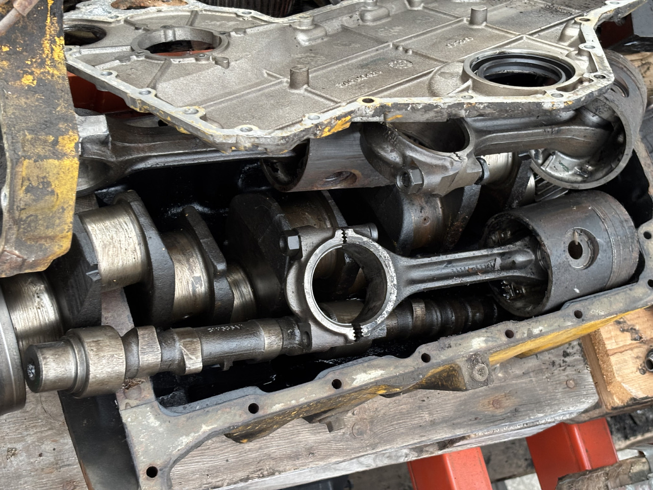Perkins 4.236 4.248 Pokrywa Rozrządu Korbowód Tłok Miska Olejowa Tryb Koło Zamachowe CZĘŚCI - Vliegwiel voor Landbouwmachine: afbeelding 2 Perkins 4.236 4.248 Pokrywa Rozrządu Korbowód Tłok Miska Olejowa Tryb Koło Zamachowe CZĘŚCI - Vliegwiel voor Landbouwmachine: afbeelding 2