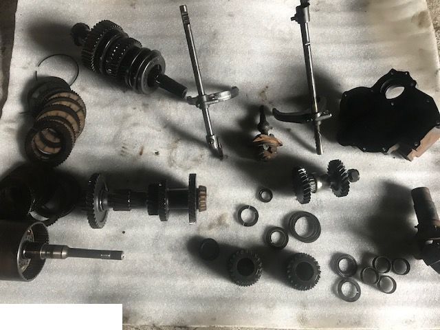 Skrzynia Manitou - Części Com-T4-2012 - Versnellingsbak en onderdelen voor Landbouwmachine: afbeelding 1 Skrzynia Manitou - Części Com-T4-2012 - Versnellingsbak en onderdelen voor Landbouwmachine: afbeelding 1