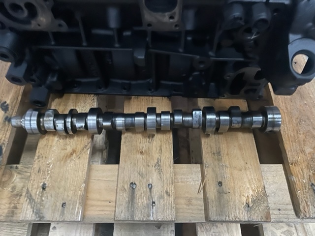 Wałek rozrządu Deutz BF4L2011 04502765 04102986 - Nokkenas voor Landbouwmachine: afbeelding 3 Wałek rozrządu Deutz BF4L2011 04502765 04102986 - Nokkenas voor Landbouwmachine: afbeelding 3