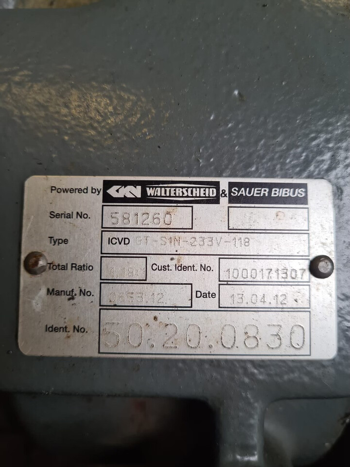 Walterscheid & Sauer Bibus ICVD GT-S1N-233V-118 części claas scorpion 6030 - Transmissie voor Verreiker: afbeelding 1 Walterscheid & Sauer Bibus ICVD GT-S1N-233V-118 części claas scorpion 6030 - Transmissie voor Verreiker: afbeelding 1