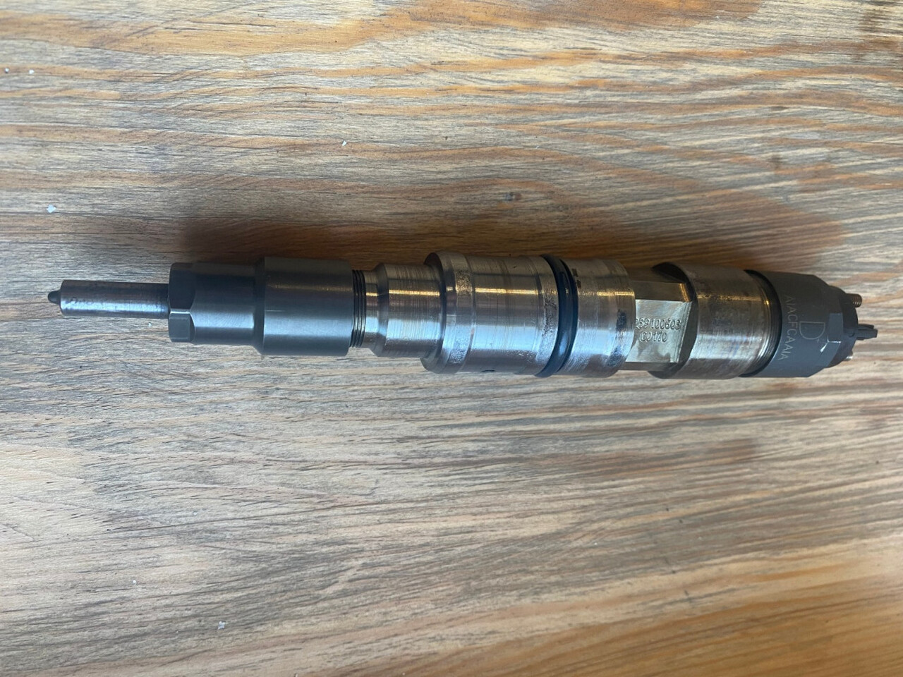 Wtryski BOSCH 0445124007 - Fendt seria 900 SCR - Injector voor Landbouwmachine: afbeelding 2 Wtryski BOSCH 0445124007 - Fendt seria 900 SCR - Injector voor Landbouwmachine: afbeelding 2
