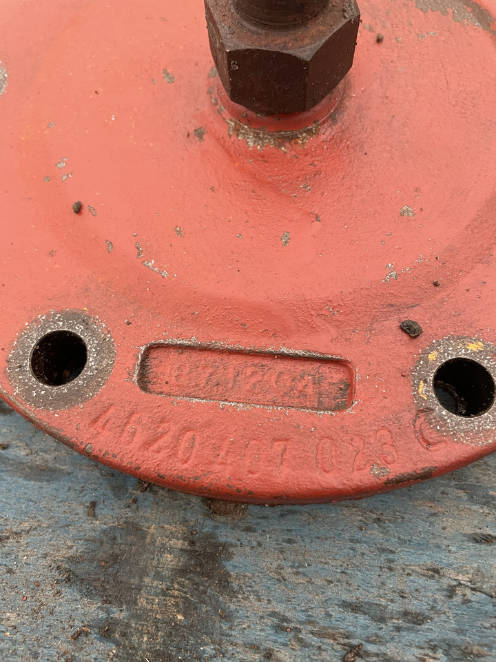 ZF 4PW45H1 Zettelmayer Volvo - skrzynia biegów - dekiel obudowa 4620407023 - Versnellingsbak voor Landbouwmachine: afbeelding 1 ZF 4PW45H1 Zettelmayer Volvo - skrzynia biegów - dekiel obudowa 4620407023 - Versnellingsbak voor Landbouwmachine: afbeelding 1