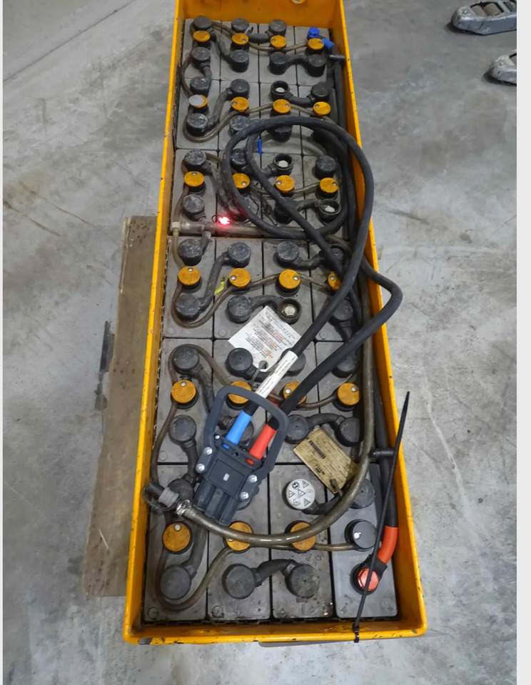 Hawker 48V 560Ah - Batterij voor Intern transport: afbeelding 4 Hawker 48V 560Ah - Batterij voor Intern transport: afbeelding 4